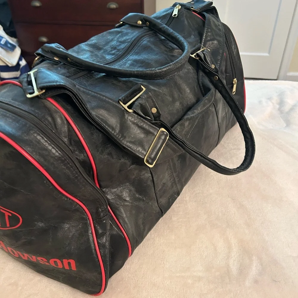 VINTAGE 1989 Du Pont Company Black and Red Duffel Bag
